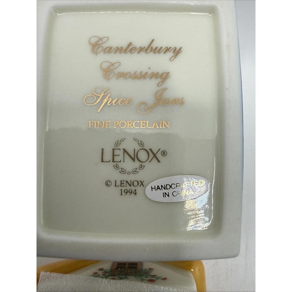 Lenox CANTERBURY CROSSING Spice Village Jar BAYLEAF No Chips